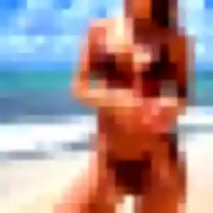 Typhaine de Talant, 27 ans - rencontre coquine en toute liberté