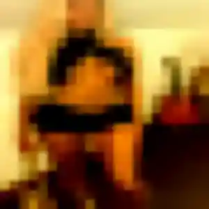 Photo de Bertrane à Thiais (19 ans) - rencontre coquine anonyme