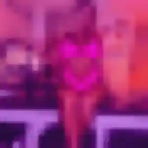 Sexy Wanda, 24 ans à Valdahon - voir sa photo