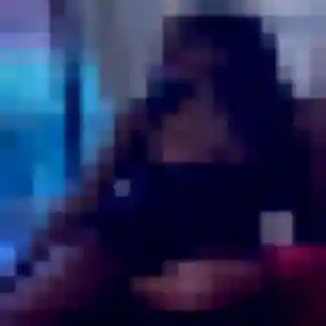 Leonore, 27 ans, dispo pour rencontre coquine à Valserhône