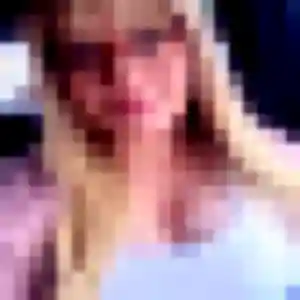 Sexy Delphine, 20 ans à Vendôme - voir sa photo