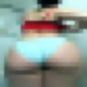 Penelope, 21 ans, cherche un rencontre coquine à Vert-Saint-Denis