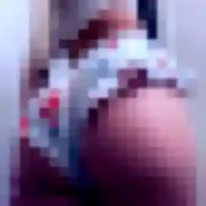 Malika, 29 ans, connectée à Wingles pour un rencontre coquine